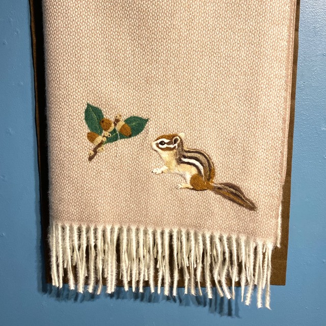 【水仙舎】羊毛刺繍マフラー「リス」②