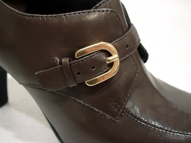 即納 Nine West ナインウエスト 茶 ショートブーツ Airry Style