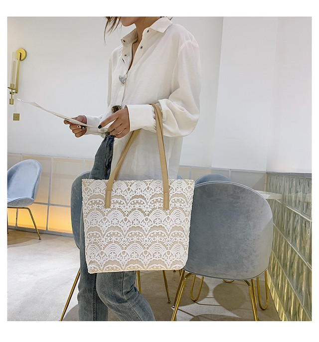トートバッグ カバン レース 黒 ブラック ベージュ シンプル おしゃれ カジュアル バック 大人可愛い 韓国 韓国ファッション オルチャン オルチャンファッション P1266 Korean Select 韓国ファッション オルチャンファッション