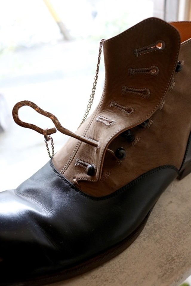 ボタンブーツシューフックネックレスbutton Boots Shoe Hook Necklace An Criniere De Cavane