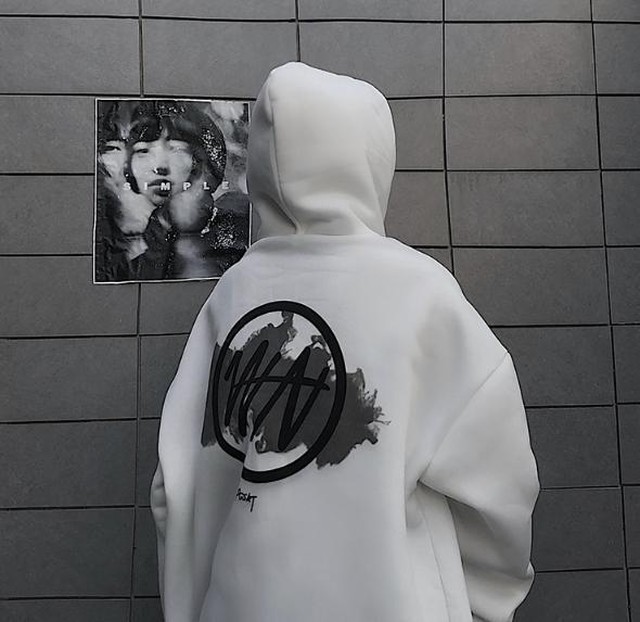 韓国メンズファッション カジュアル オーバーサイズ トレーナー 肩落ち パーカー 送料無料 韓国メンズ服 流行プチプラ韓国メンズファッション新作通販 Buy The World