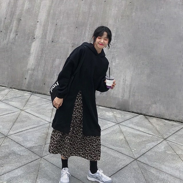 パーカー ワンピース レディース レオパード柄 ドッキングワンピース 長袖 マキシ丈 フード付き トレンド カジュアル 秋ワンピース 秋冬 秋新作 韓国 オルチャン ヒョウ柄 ブラウン お出掛け 通勤 通学 オフィスカジュアル 大人可愛い Ncho