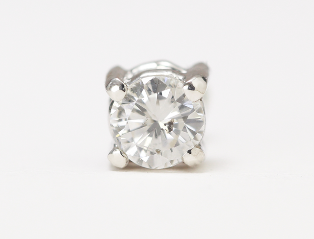 ◯ダイヤモンドパーチ◯天然ダイヤモンド〈無色〉◯0.325ct◯PT900