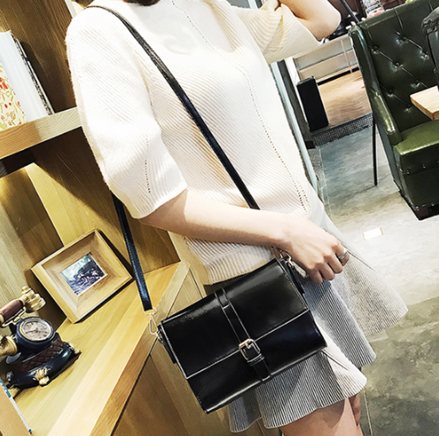 ブラック ヴィンテージ風ショルダーバッグ ハンドバッグ 肩掛けバッグ 斜めがけバッグ バッグ レトロ おしゃれ カジュアル レディース クラシカル 合皮 Beybery