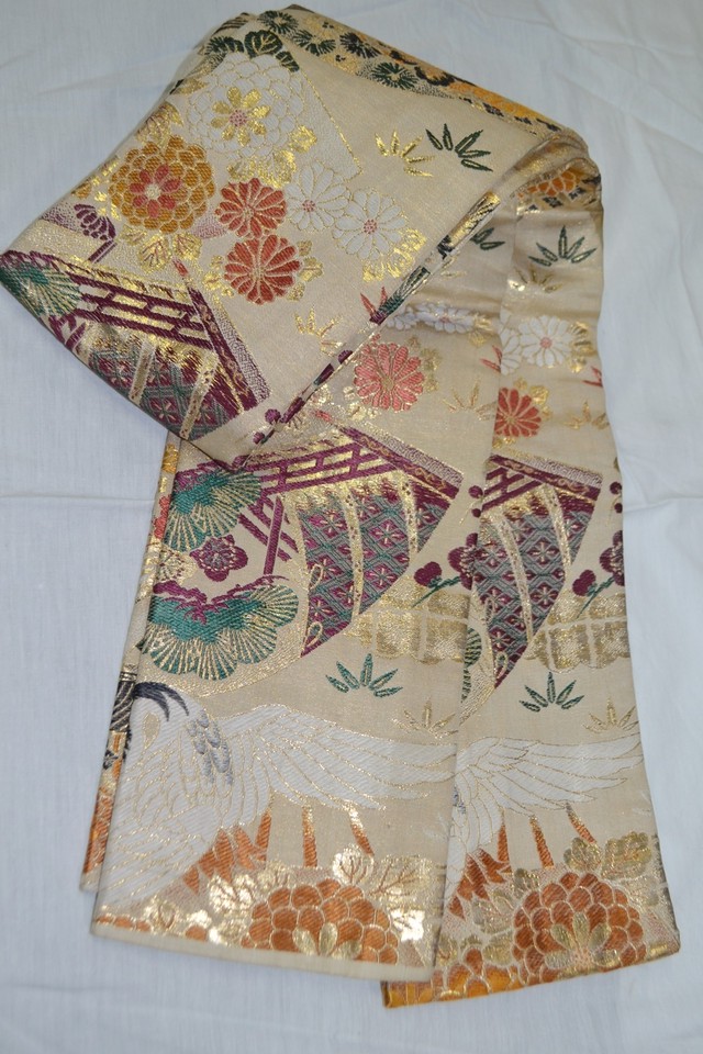 アンティーク半幅帯 金糸 御所解に鶴と四季の花 細帯 アンティーク着物侘びすけ 大正ロマンやモダンでおしゃれな着物