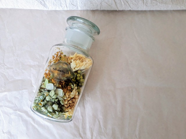 ドライフラワー瓶詰めアレンジ 黄色系 Nuts And Branch
