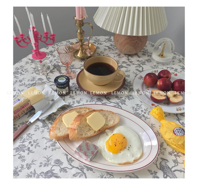 アンティーク調キャンドルホルダー 誕生日ケーキ センイル ろうそく キャンドルスタンド アンティーク ヴィンテージ 北欧インテリア 韓国インテリア Nuance You 韓国インテリア 韓国ファッション 北欧インテリア 海外インポート品 通販shop