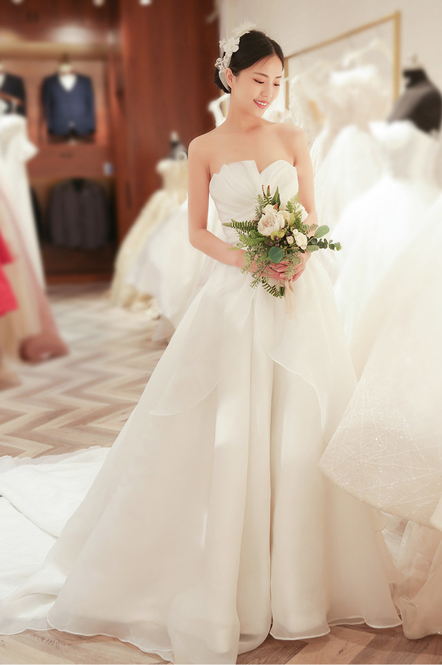 クリアランス 韓国ファッション ウエディングドレス ハートカット Aライン 正規店仕入れの Www Premiervbleague Com