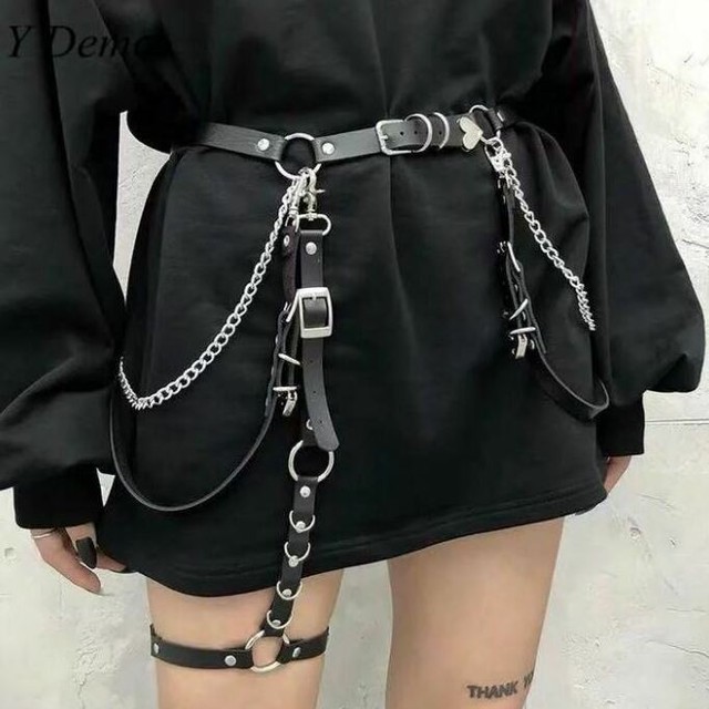 大人気 ボディーハーネス ゴシック ハート パンクチェーン付き ウエストベルト レッグハーネス 黒 ストラップ フェイクレザー 冬 トレンド インスタ ボンテージ ハーネスベルト レザー 黒 ボディー ハーネス ブラック 韓国ファッション K Pop Arb