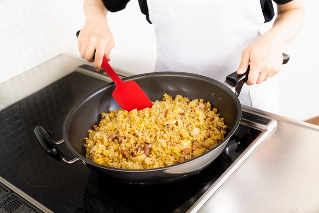 Ih対応 Ihで中華鍋が使いたい方向け 食材がくっつきにくい中華鍋風フライパン フジih中華鍋dx31cm 内面フッ素樹脂加工 株式会社フジノス