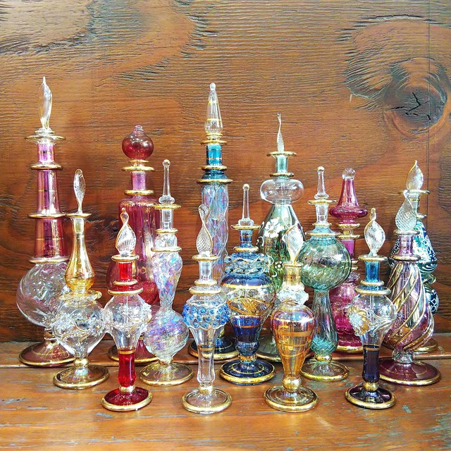 エジプト雑貨 ガラスの香水瓶 硝子 パフュームボトル 中 グリーン 古着屋 Sputonic