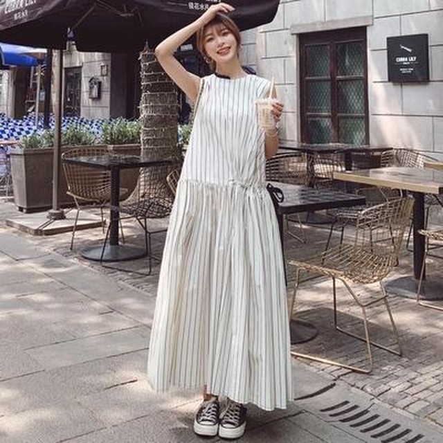 ティアード ワンピース おしゃれ 春 夏 きれいめ カジュアル ロング丈 マキシ丈 春夏 秋 ノースリーブ レディース ワンピ ドレス ストライプ ウエストリボン バックボタン フェミニン ビッグシルエット 大きいサイズ 体型カバー ホワイト 代 30代 40代 50代 Like Fashion