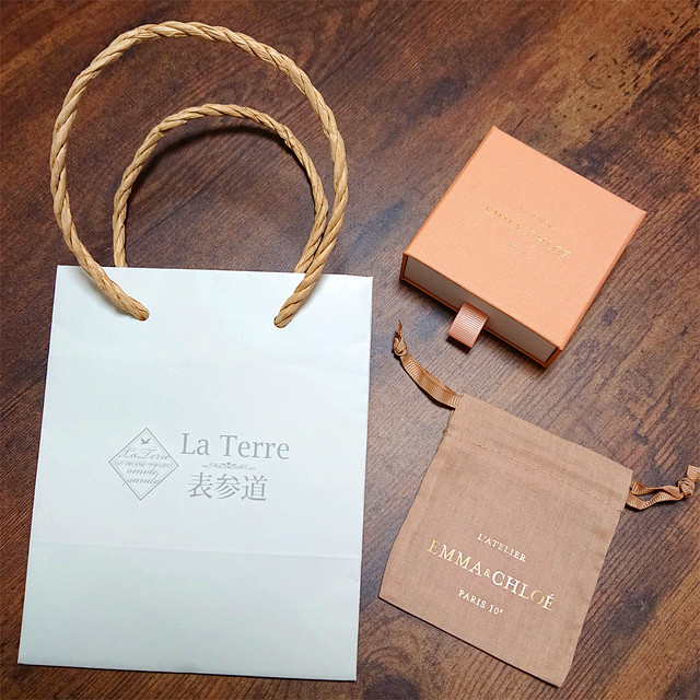 レディース アクセサリー フランス ゴールド リング Emma Chloe マザーオブパール プレゼントにも使える小箱 ポーチ La Terre 表参道のショップバッグ付きです Jewelrylt