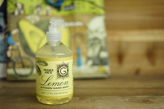 Trader Joe S トレーダージョーズ Kitchen Hand Soap Lemon レモン