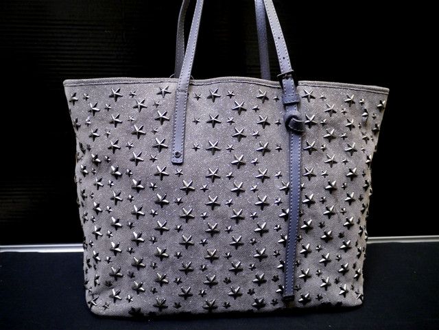 レア Jimmy Choo ジミーチュウ Sasha 対応 スタッズ キャンバスxレザー トート バッグ 灰 スタッズが可愛らしいトート型万能モデル Dearlive Tokyo ディアライブ東京