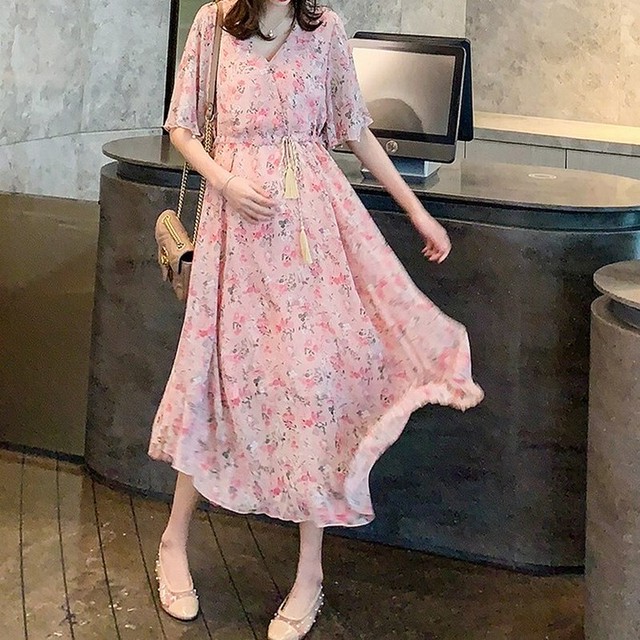 マタニティワンピース 花柄 シフォン Vネック 五分袖 可愛い ピンクワンピ California Express