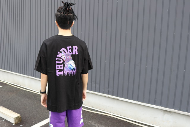 Thunder バックプリント Tシャツ 黒 紫 ブラック パープル Xl Stupid
