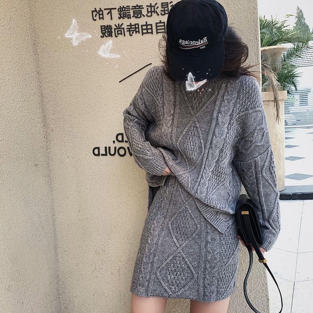 519 単品使いも出来てコスパ抜群な定番のケーブル編みニットのセットアップ グレー 海外のプチプラきれいめカジュアルレディースファッション Pakaian Lucu 海外のプチプラきれいめカジュアルレディースファッション Pakaian Lucu