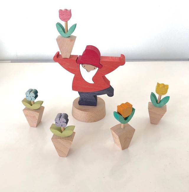 小黒三郎さんのクリスマス 花いっぱい ブナ 未使用在庫品 クリスマスsale 6990円 6000円 てのひらえほん 寺内定夫の木のおもちゃ 国産の木のおもちゃ オフィシャルショップ