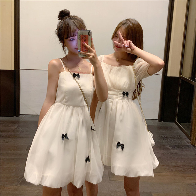 リボンがキュートなふんわりキャミワンピース Or 黒ベスト スウィート スクウェア ゴスロリ Sm ミリ 甘ロリ クラロリ 和ロリ エレガント 黒ロリ 姫ロリ 華ロリ Albertina Gothic