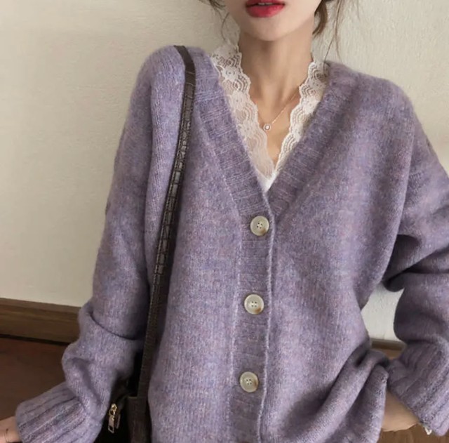 春パープルのニットカーディガン Tsumugustore