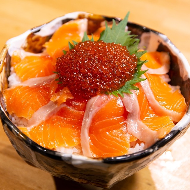 (0500)【これでもかってくらいに脂がのってます!】生食用 サーモントラウトロインハーフ(背)