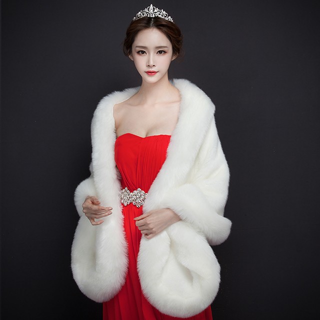 送料無料 2カラー エレガント フェイクファー ショール ロング 上品 ゴージャス セクシー セレブ フェミニン プチプラ 結婚式 ブライダル 披露宴 パーティー 二次会 お呼ばれ 謝恩会 発表会 食事会 代 30代 40代 Q19 結婚式や二次会にオススメのドレス専門店