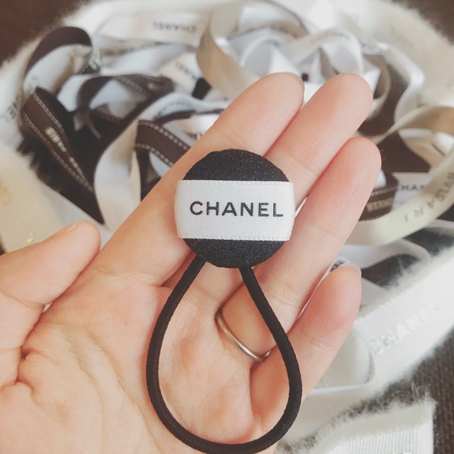 Chanelリボン ヘアゴム M