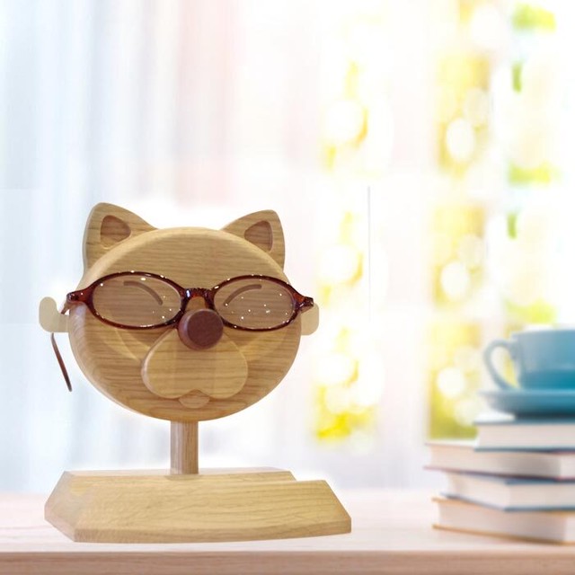 読書の秋 旭川クラフト ネコ型メガネスタンド エミコ ササキ工芸 猫ちゃんが大切なメガネ サングラス 老眼鏡をお預かり 小物置きスペース付きの おしゃれでかわいい木製猫型メガネ掛けです 敬老の日 母の日 父の日のギフト プレゼントに クラフト舘