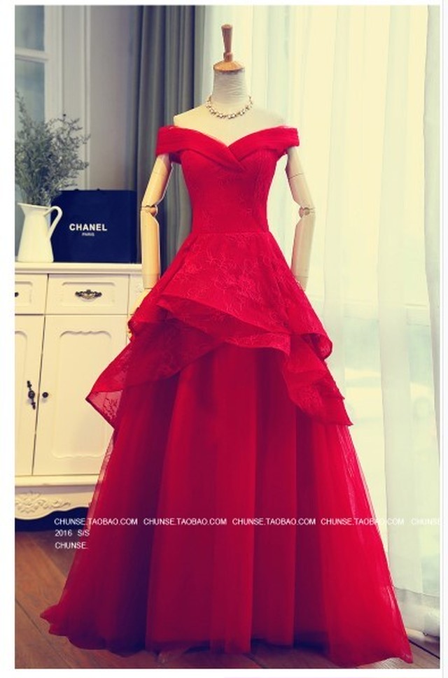 美品 ウエディングドレス 赤 オフショルダー 美しい花レース パーティドレス Ynswedding23