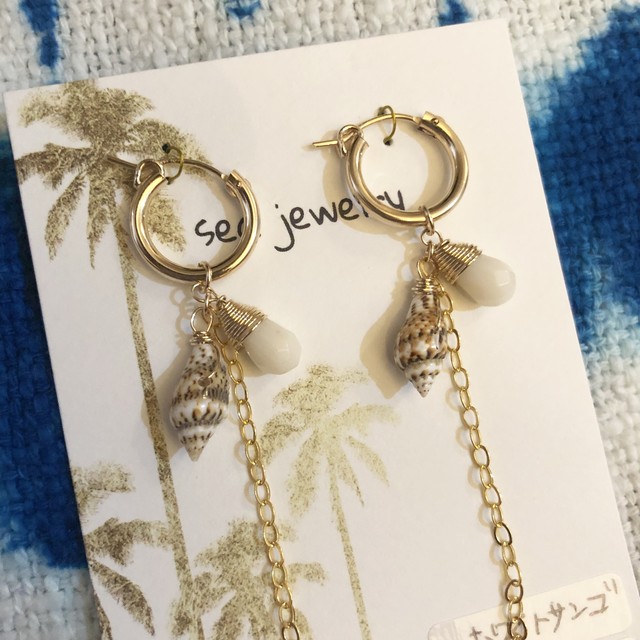 P 176 14kgf ホワイト珊瑚 シェルチェーン フープピアス Seajewelry