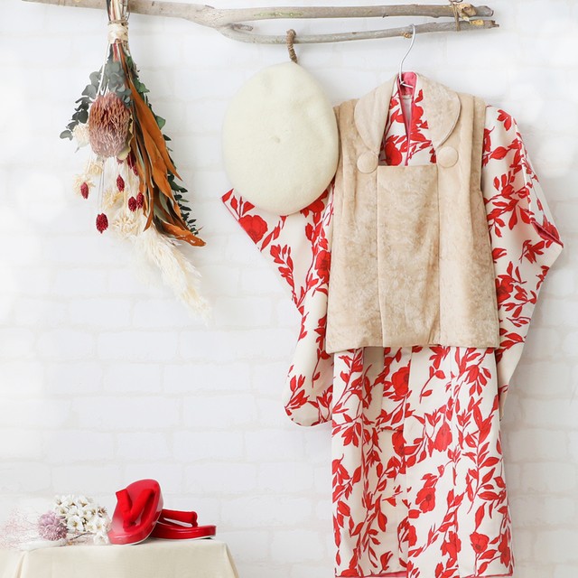 着物レンタル フォセットオリジナル 女の子着物 七五三 2歳 3歳和装 被布 髪置き にもピッタリサイズ V52 記念日を彩るトータルスタジオフォセット ネットショップ 衣裳レンタルや髪飾り グッズ販売