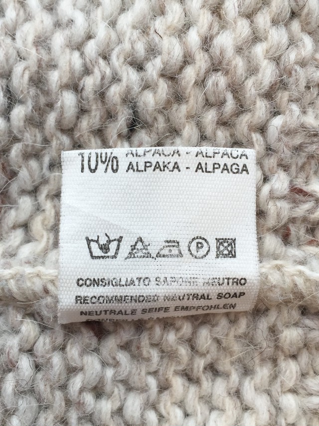 ミックスグレー ケーブルニットセーター Yuri