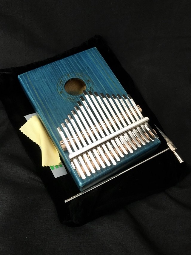 カリンバ アフリカ民族楽器 アフリカ楽器 Kalimba 17キー 親指ピアノ ナチュラルカラー 打楽器 コンパクト バンド オーケストラ Aio Online Store