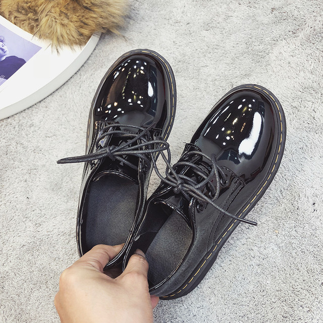 秋 レディース 靴 ローファー シューズ レースアップ 光沢あり なし ブラック 22 5 25 0 可愛い レトロ 韓国 おしゃれ デート Am 1 144 Dress Sugar Moon