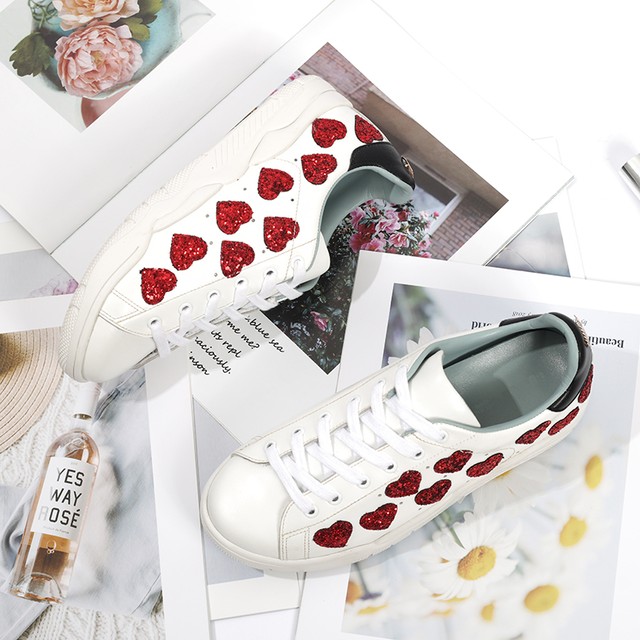 スニーカー ハート キラキラ スパンコール レッド シルバー ホワイト 小さいサイズ 大きいサイズ 華やか パーティー おしゃれ 大人可愛い レディース 韓国 韓国ファッション オルチャン オルチャンファッション P979 Korean Select 韓国ファッション オルチャン