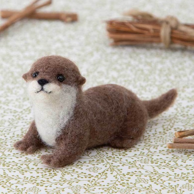 アクレーヌスターターセット 針 マット 付き カワウソのマスコット手作りキット フェルトで作る獺のぬいぐるみ 自由研究 動物 Hm H441 550set 幸せデリバリー リングピローなどの結婚式アイテム 手芸用品の通販
