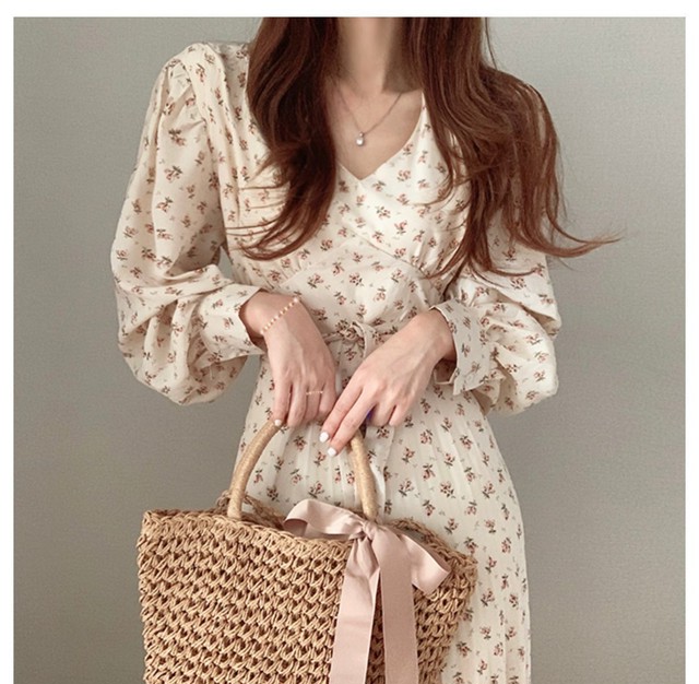 花柄シフォンワンピース