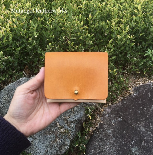 21年 新財布 キャメルイエロー 真鍮 二つ折り財布 シンプル 軽量 コンパクト 金運 ミニウォレット Matango Leatherworks