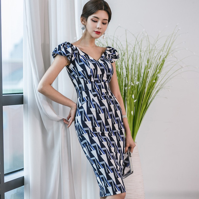 幾何学模様 パフスリーブタイトワンピース サマードレス 膝丈 黒青 Xlあり Ol 通勤コーデ かっこいい 大人可愛い セレモニー お呼ばれ 参観日 ママコーデ 個性的 細見え Garage Diva 106