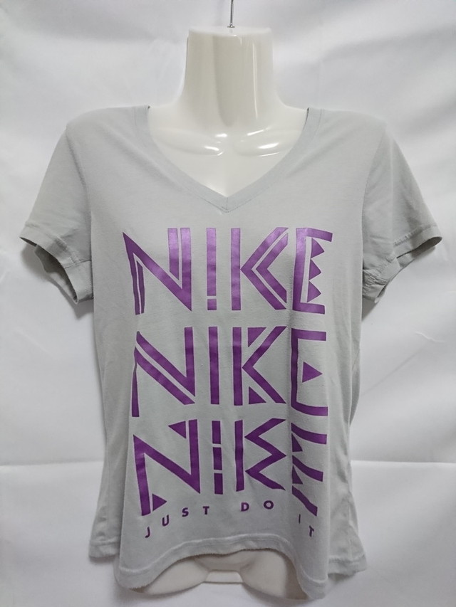 古着 レディースs Nike ナイキ レディース Dri Fit Tシャツ ジム ダンス ヨガ ピラティス 吸汗速乾 ライトグレー スポーツウェア シューズの古着屋 リサイクルスポーツ