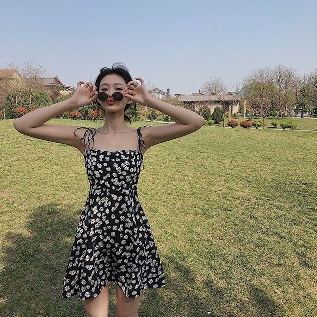 レディース ワンピース 夏 半袖 カシュクールワンピース 花柄ワンピース 花柄 Vネック ミニワンピース ミニ丈 フェミニン ガーリー 大人ガーリー 大人カジュアル カジュアル 夏 春 Uki Uki
