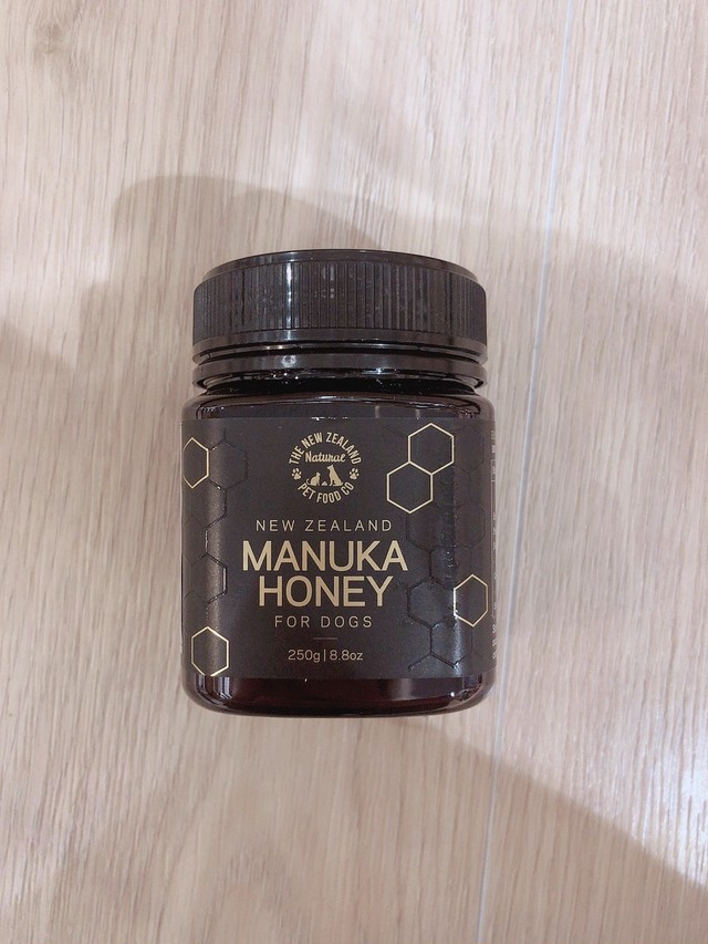 Woof 生マヌカハニー Queue De Chien