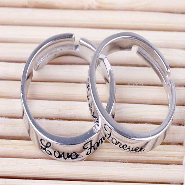 ペアアクセサリー工房 人気 ペアリング 指輪 刻印 ステンレス シルバー ペアセット サイズ調整可能 ジュエリーポーチ付き お揃いのネックレスや ブレスレットなどおしゃれなペア専門店 Peaceya お揃いのネックレスやブレスレットなどおしゃれなペア専門店 Peaceya