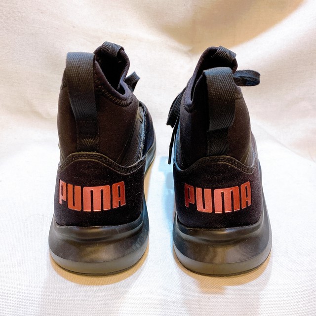 プーマイグナイト スニーカー 黒ピンク色 Puma Ignite Phenom 美品 Uta