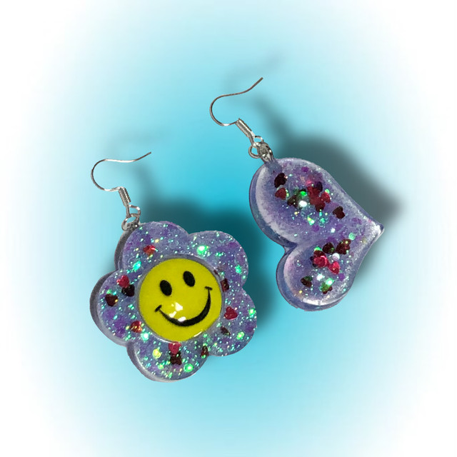 フラワーニコちゃんピアス 1031market