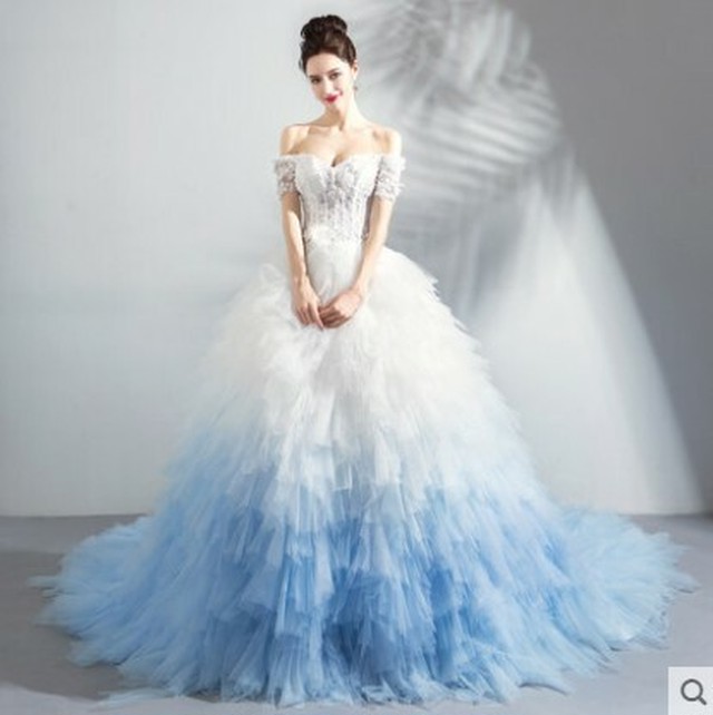 カラードレス 青 ブルー ホワイト 上質オーガンジー 華やかなトレーン オフショルダー 結婚式 豪華 Cinderelladress