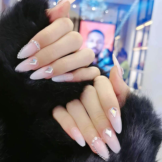 お取り寄せ商品 付け爪 ネイルチップ ネイル ストーン シンプル 大人 24枚組 Candy Melts