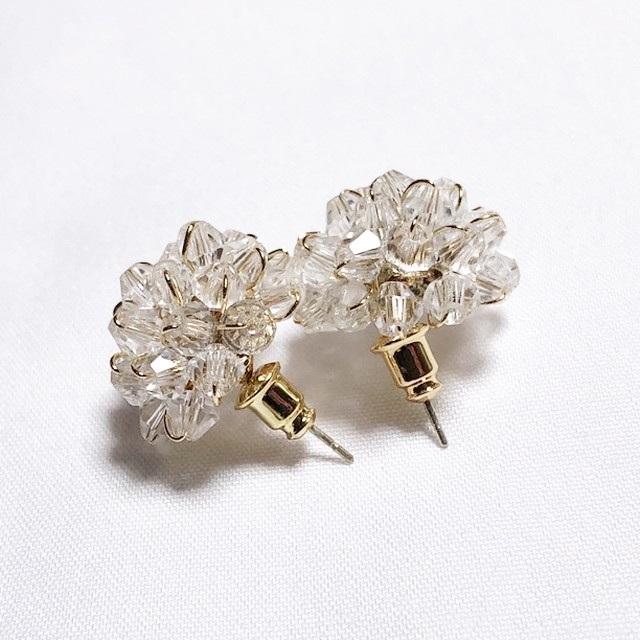 ピアス イヤリング キラキラ ビジュー フラワー 花 華やか パール ブライダル 結婚式 二次会 お呼ばれ 韓国ファッション オルチャン チャイボーグ きれいめ ボリューム ジュエリー ラグジュアリー ホワイト プチプラ La Vie Des Fleurs