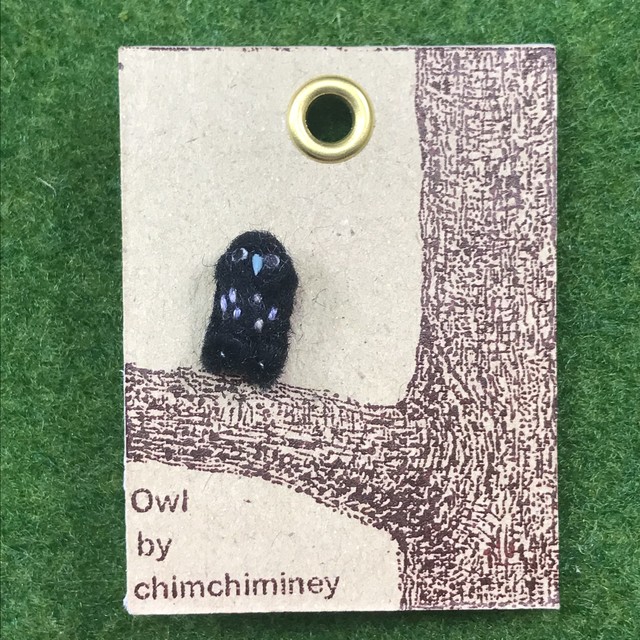 【ふくろうズ byフジタサンプル】 Chimchimney / カラーフクロウピアス(ブラック)D